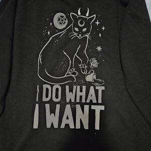 “I DO WHAT I WANT” EVIL CAT KNOCKS OFF CUP GRAPHIC SWEATER [LARGE] *NWT*